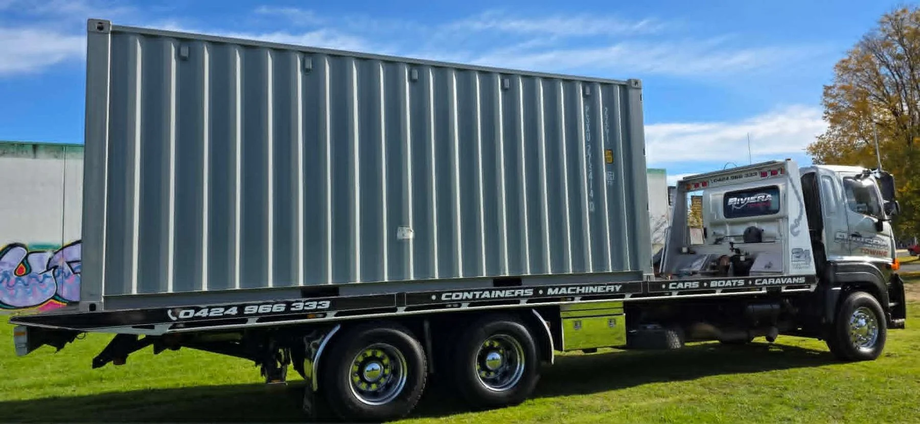Riviera Towing — 20ft shipping container — flatbed transport in Bairnsdale & East Gippsland, Victoria